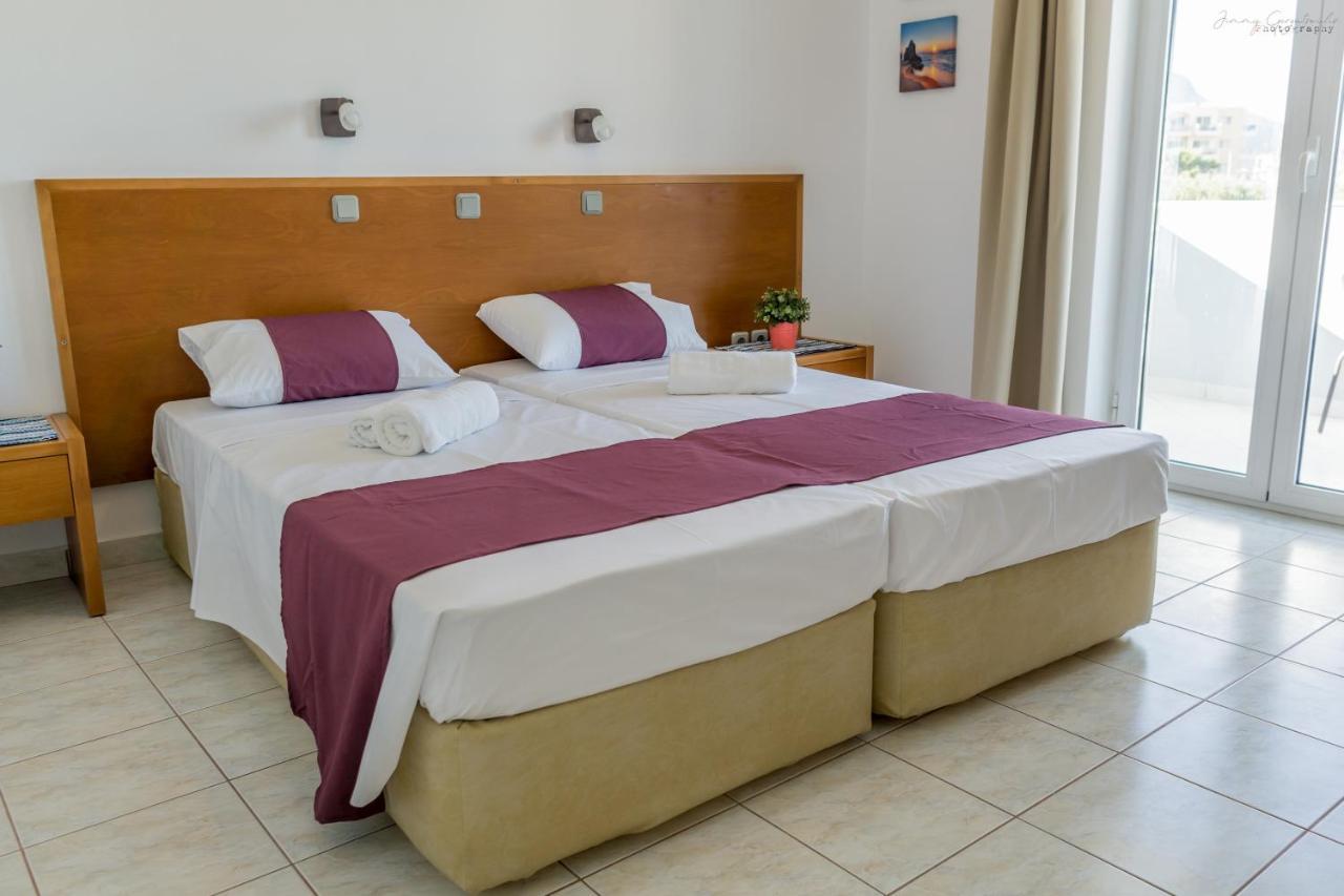 Sotirios Apartments Karpathos Bagian luar foto